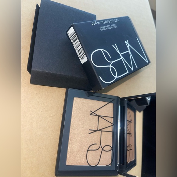 NARS Highlighting powder - choose your shade - Picture 11 of 13